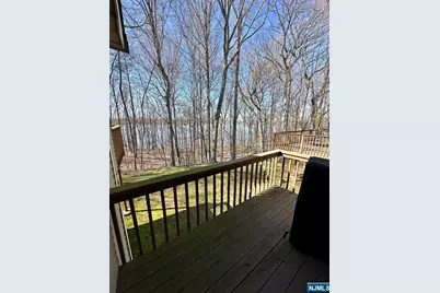 19 Lakeview Drive, Old Tappan, NJ 07675 - Photo 8