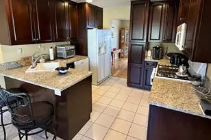 19 Lakeview Dr, Old Tappan, NJ 07675 - Photo 4