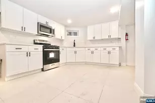 41 Arlington Ave, Jersey City, NJ 07305 - Photo 24