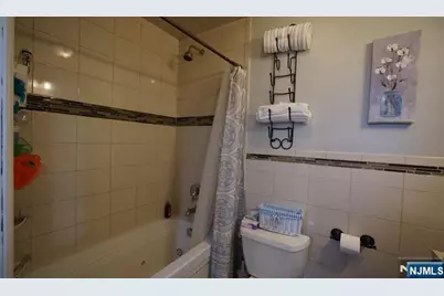 31 Kossuth Street, Haledon, NJ 07508 - Photo 4