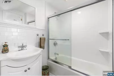 65 Lincoln Avenue, Rutherford, NJ 07070 - Photo 30