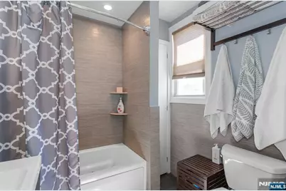 204 Hayward Place, Wallington, NJ 07057 - Photo 26