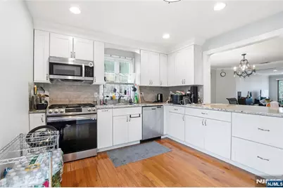 454 Myrtle Avenue 454 #454, Fort Lee, NJ 07024 - Photo 10