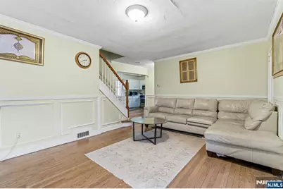 1490 Champlain Square, Teaneck Township, NJ 07666 - Photo 14