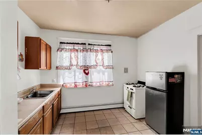 265 Queen Anne Road, Bogota, NJ 07603 - Photo 14