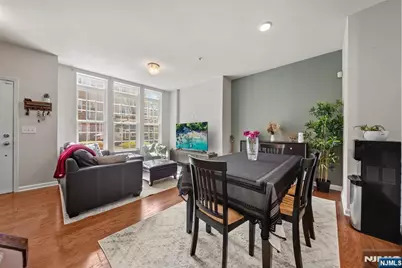 185 Wesmont Drive, Wood Ridge, NJ 07075 - Photo 10