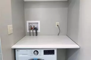 489 Main Street 3B, Fort Lee, NJ 07024 - Photo 8