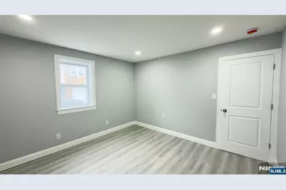 137 41st Street, Union City, NJ 07087 - Photo 12