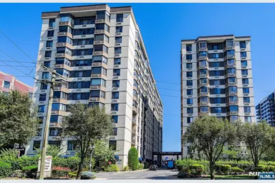 326 Prospect Avenue 11E #11E, Hackensack, NJ 07601 - Photo 2