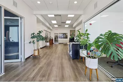 7-9 Ridgefield Avenue, Ridgefield Park, NJ 07660 - Photo 8