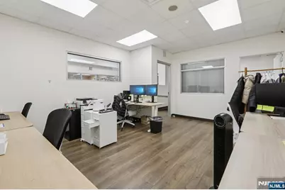 7-9 Ridgefield Avenue, Ridgefield Park, NJ 07660 - Photo 38