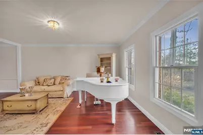 136 Tappan Road, Norwood, NJ 07648 - Photo 6