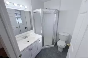 121 Philip 2, Elmwood Park, NJ 07407 - Photo 14