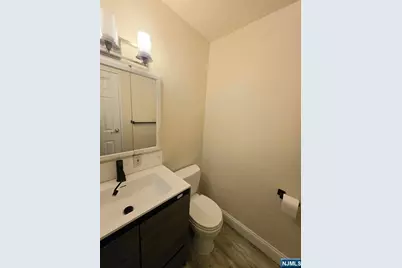 1111 River Road F19 #F19, Edgewater, NJ 07020 - Photo 4