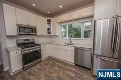 310 Union Street, Carlstadt, NJ 07072 - Photo 10