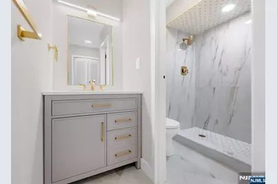 160 Overlook Avenue 3A #3A, Hackensack, NJ 07601 - Photo 18