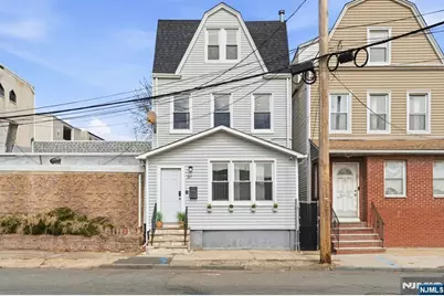 87 Madison Avenue, Newark, NJ 07108 - Photo 1