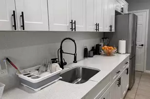 13 Barnert Pl, Paterson, NJ 07522 - Photo 12