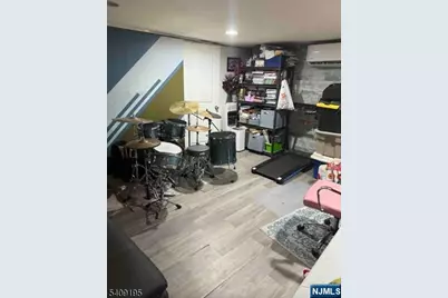 15 Harrison Place, Clifton, NJ 07011 - Photo 14