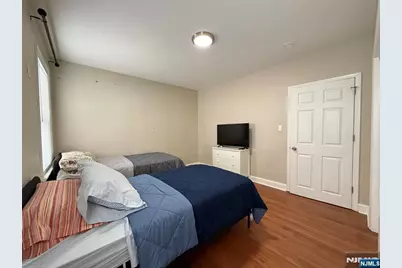 257 Bell Avenue 1st Fl #1st fl, Hasbrouck Heights, NJ 07604 - Photo 16