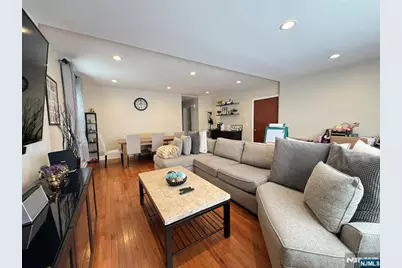 257 Bell Avenue 1st Fl #1st fl, Hasbrouck Heights, NJ 07604 - Photo 6