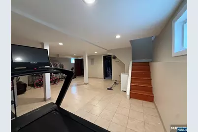 257 Bell Avenue 1st Fl #1st fl, Hasbrouck Heights, NJ 07604 - Photo 26