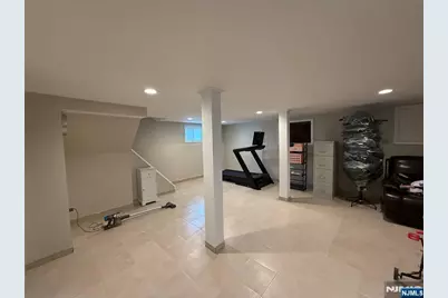 257 Bell Avenue 1st Fl #1st fl, Hasbrouck Heights, NJ 07604 - Photo 28