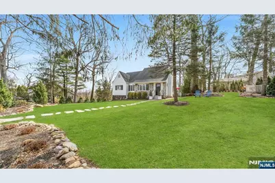 8 Glenwood, Parsippany, NJ 07834 - Photo 32