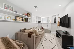 289 Webster Ave 1, Jersey City, NJ 07307 - Photo 26