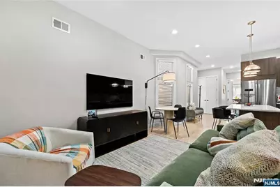 289 Webster Avenue 1 #1, Jersey City, NJ 07307 - Photo 2