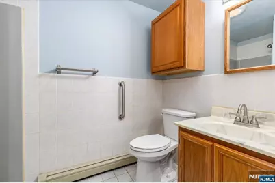 418 Union Avenue 1 #1, Rutherford, NJ 07070 - Photo 18