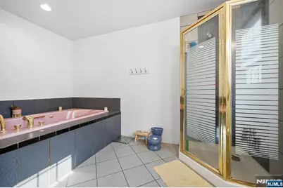 72 Hudson Drive, West Milford, NJ 07480 - Photo 14