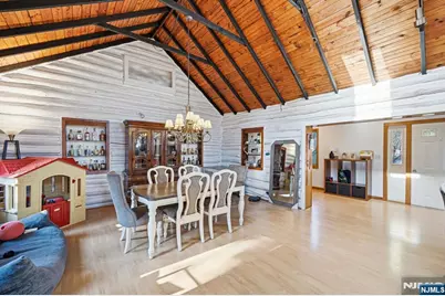 72 Hudson Drive, West Milford, NJ 07480 - Photo 8