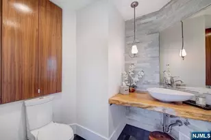 28 Rockleigh Rd, Rockleigh, NJ 07647 - Photo 18