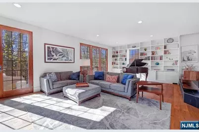 28 Rockleigh Road, Rockleigh, NJ 07647 - Photo 8