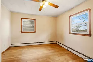 677 Greeley Ave, Fairview, NJ 07022 - Photo 14