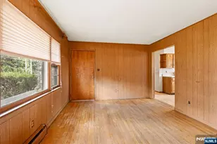 677 Greeley Ave, Fairview, NJ 07022 - Photo 6