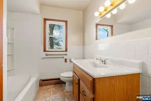 677 Greeley Ave, Fairview, NJ 07022 - Photo 12