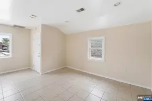 550 Norwood St, East Orange, NJ 07018 - Photo 4