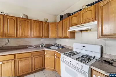 550 Norwood Street, East Orange, NJ 07018 - Photo 16