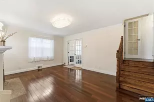 820 Elizabeth St, Ridgefield, NJ 07657 - Photo 4