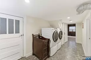 820 Elizabeth St, Ridgefield, NJ 07657 - Photo 18