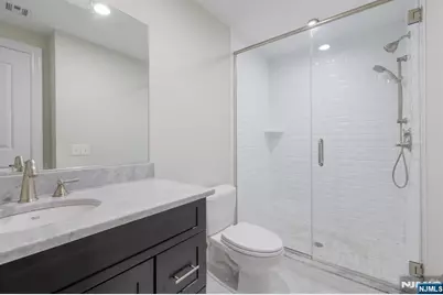 2-48 Grove Avenue 20 #20, Cedar Grove, NJ 07009 - Photo 8