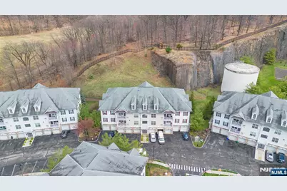 8 Cliff Road B3 #B3, Woodland Park, NJ 07424 - Photo 32