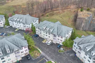 8 Cliff Road B3, Woodland Park, NJ 07424 - Photo 2