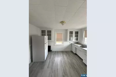 58 Msgr Owens Place, Nutley, NJ 07110 - Photo 8