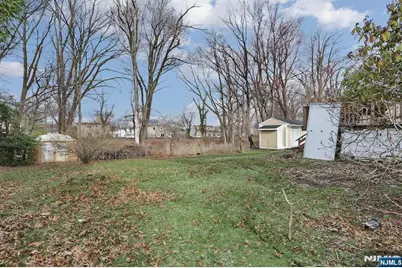 26 Wareham Road, Dumont, NJ 07628 - Photo 34