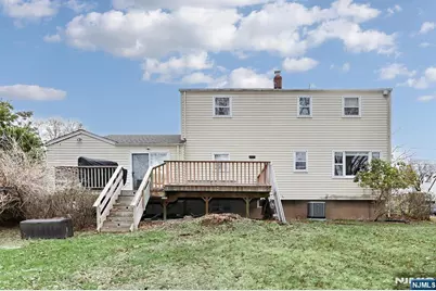 26 Wareham Road, Dumont, NJ 07628 - Photo 36