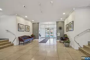 926 Bloomfield Ave 3L, Glen Ridge, NJ 07028 - Photo 4