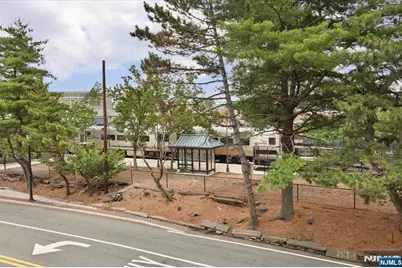 1 Orient Way 202 #202, Rutherford, NJ 07070 - Photo 24